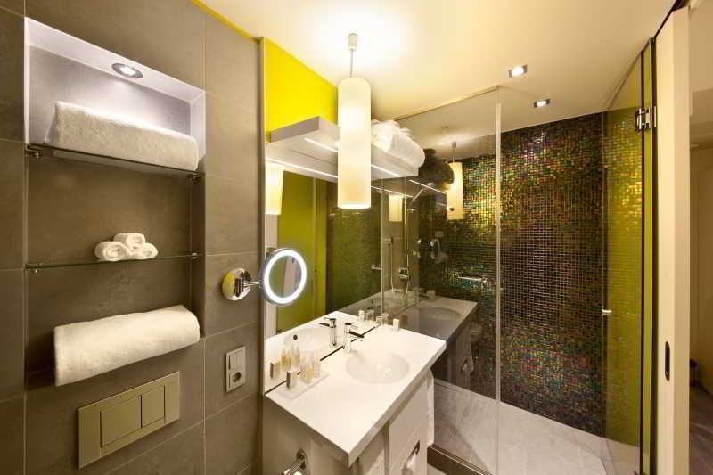Hotel Indigo Berlin-alexanderplatz, An Ihg Berlino